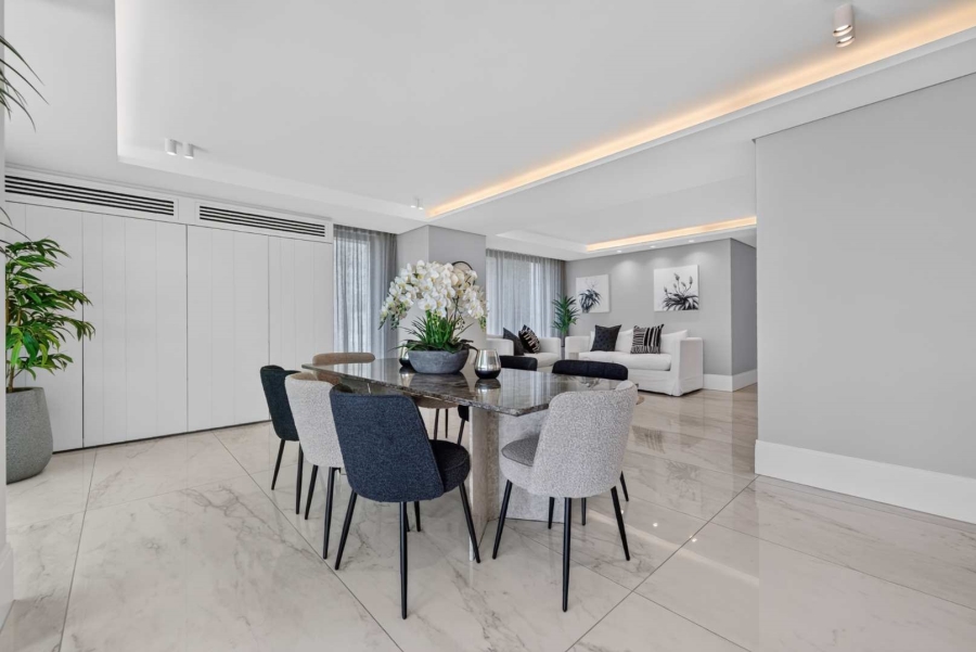 5 Bedroom Property for Sale in Bantry Bay Western Cape